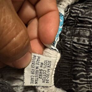 Acid wash, shorts, size medium